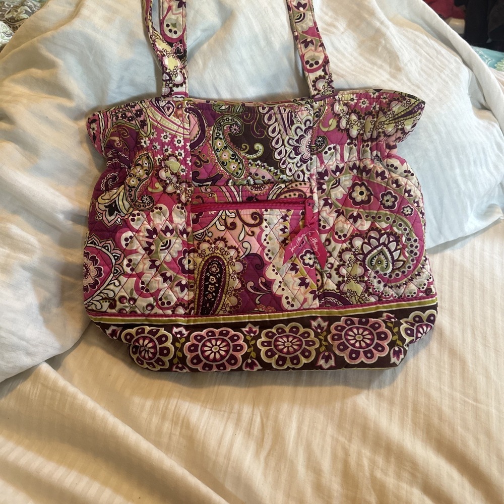 Vera Bradley Retired VERY BERRY PAISLEY Laura Shoulder Bag Pink & Purple